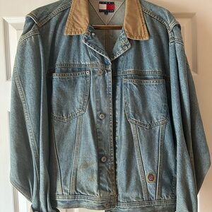Vintage Tommy Hilfiger Denim jean jacket. Men’s L